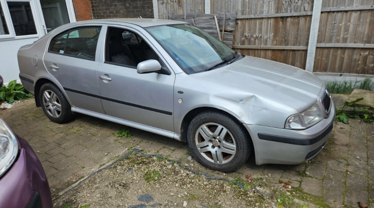 Skoda, OCTAVIA, Hatchback, 2004, Manual, 1896 (cc), 5 doors