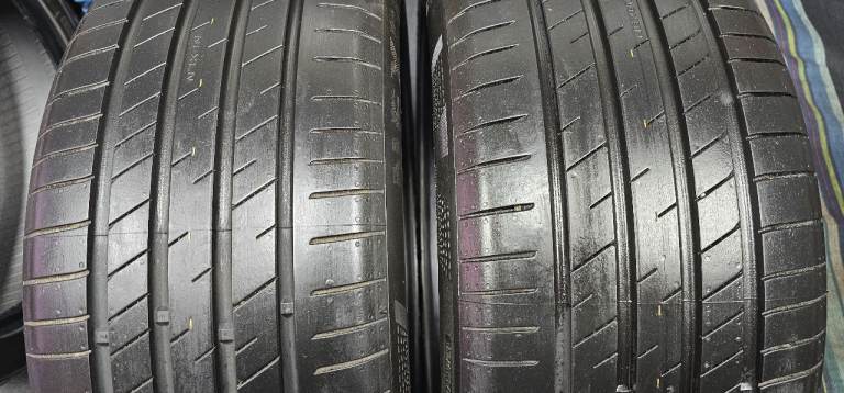 225 45 18   2 x tyres Nexen NFera Sport SU2