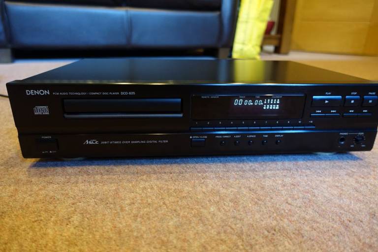 Denon DCD 825 CD Player in very good condition