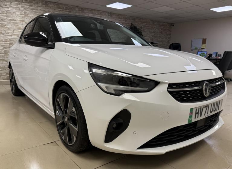 VAUXHALL CORSA ELECTRIC 50kWh Elite Nav Premium White WARRANTY 12 MONTHS MOT