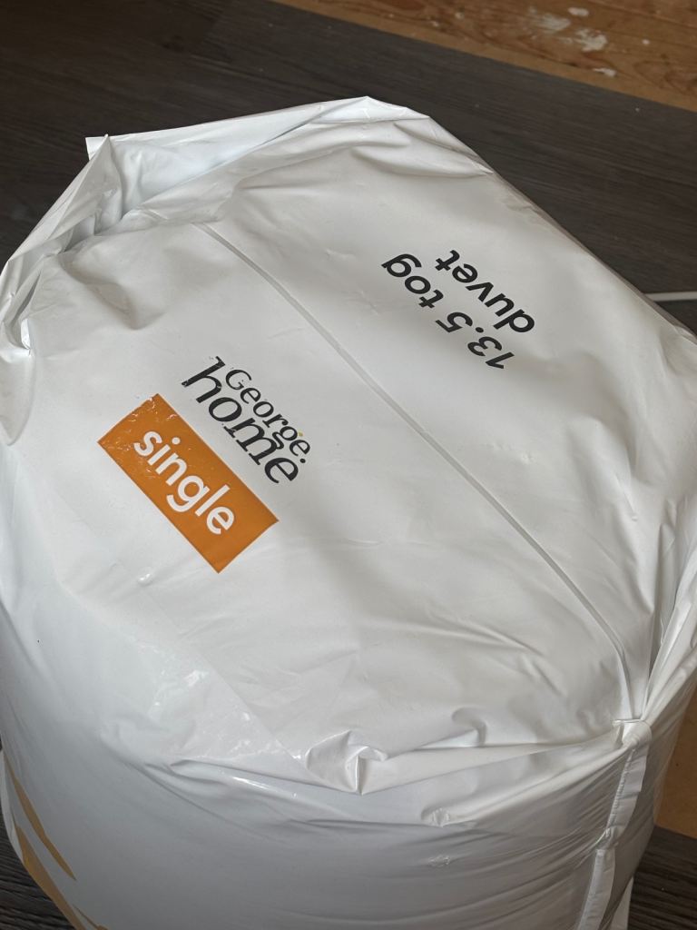 George Home Single 13.5 Tog Duvet – Brand New