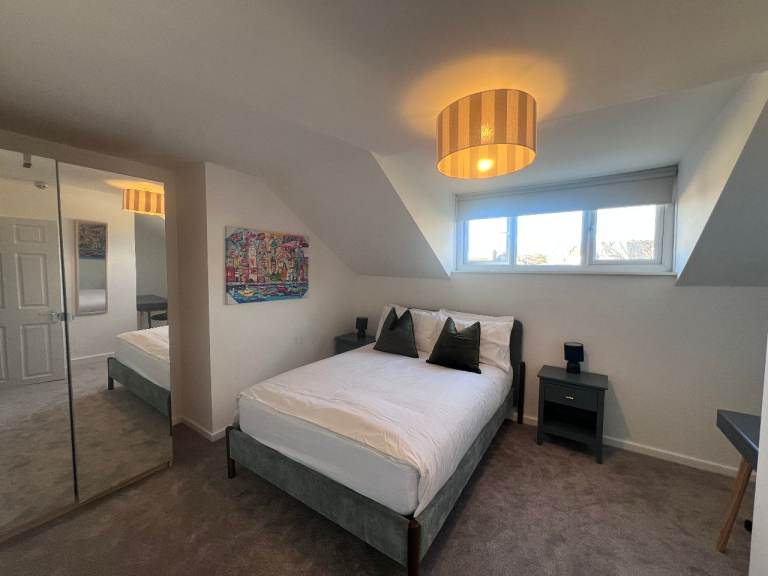 Double room to rent in Leeds LS3 1BX