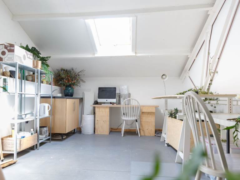Work/live Unit | Creative Artist Studio | Private Office |  Warehouse Unit to rent  in Enfield EN3 