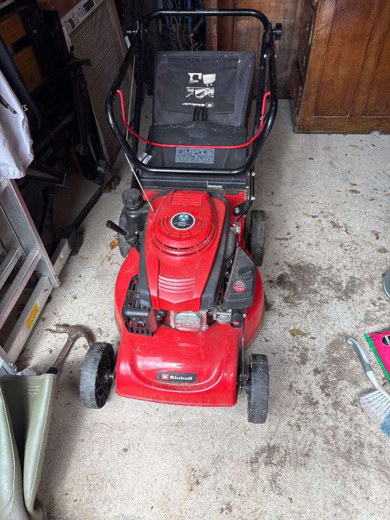 Petrol Lawn mower