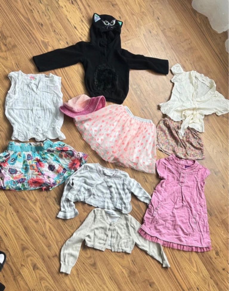 a set of clothes for a 4 year-old girl