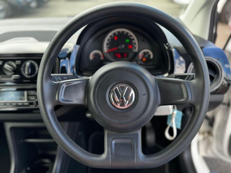 2014 Volkswagen up! 1.0 Move up! Hatchback 5dr Petrol ASG Euro 5 (60 ps) HATCHBACK Petrol Automatic