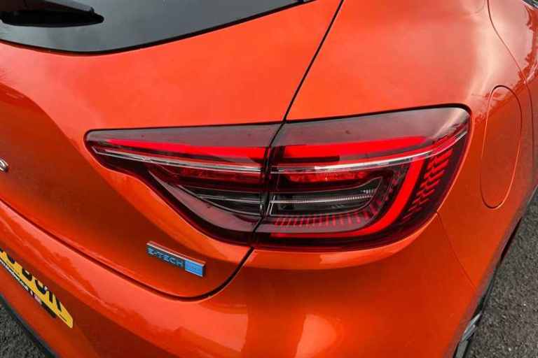 2023 Renault Clio 1.6 E-TECH full hybrid 145 Techno 5dr Auto Hatchback HYBRID ELECTRIC Automatic