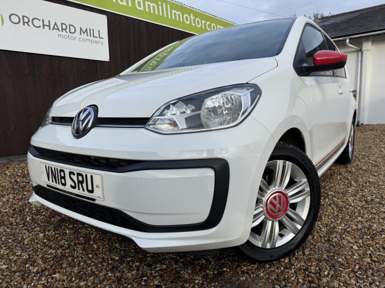 VOLKSWAGEN UP 1.0 up! beats 2018