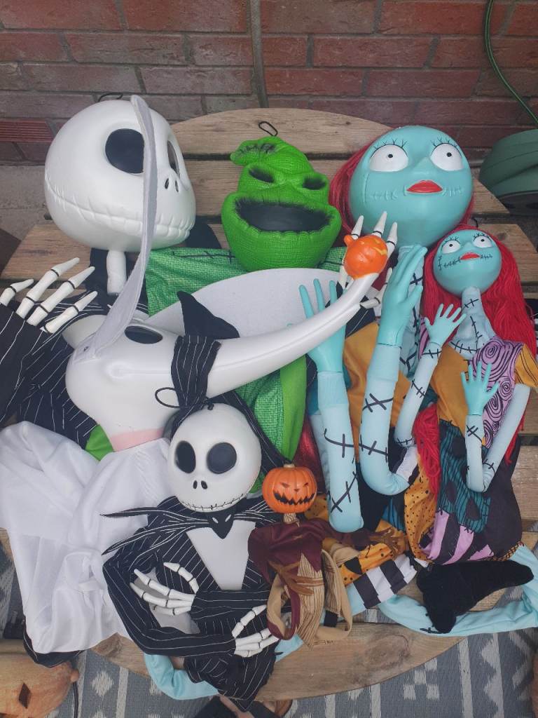 Nightmare Before Christmas Decor/Plushies – Good Condition