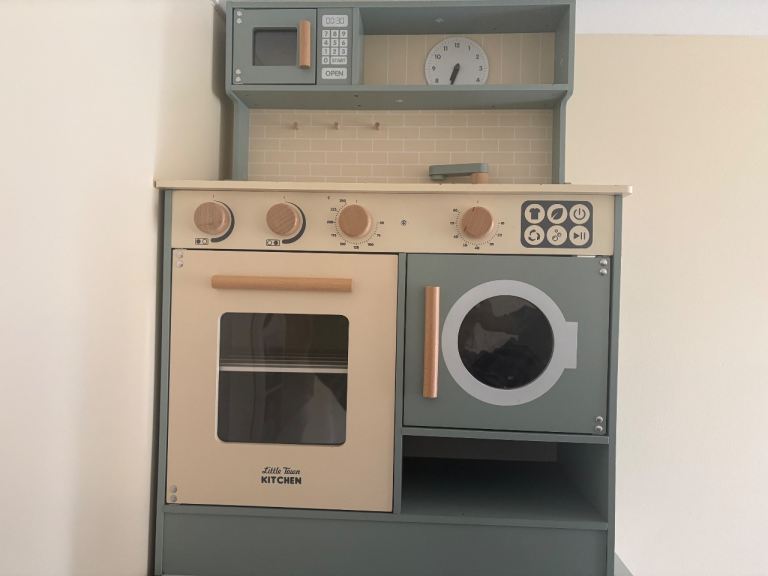 Kids Little Town Kitchen 