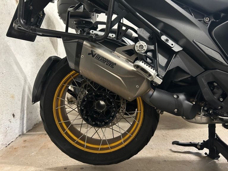 Akrapovic BMW R1300 GS/GSA