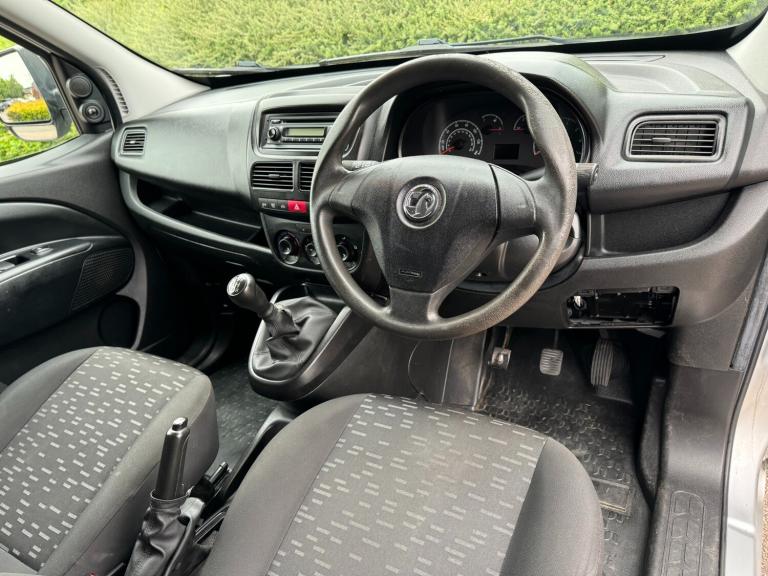 2015 Vauxhall Combo 2000 1.3 CDTI 16V ecoFLEX H1 Van PANEL VAN Diesel Manual