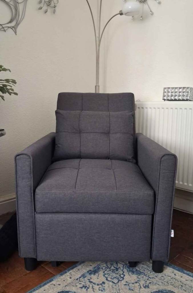 Homecom single chair bed excellent condition 