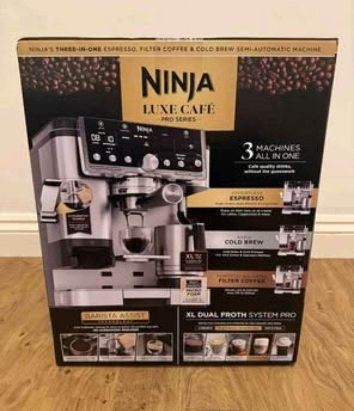 Ninja Luxe Cafe Pro Series Coffee Machine  New in Box