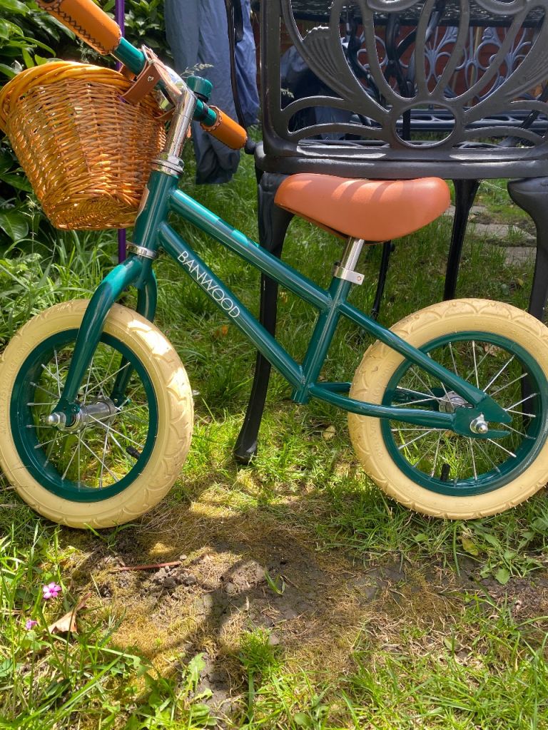 Banwood Balance Bike - Green with Wicker Basket, Good Condition