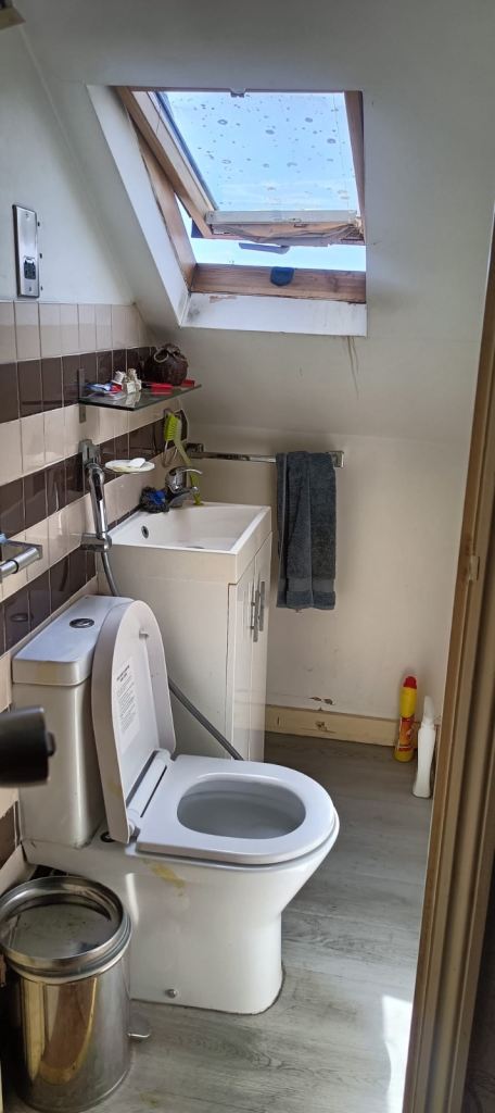 Double bed room available 