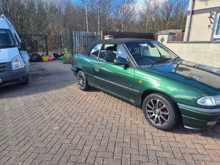 Vauxhall, ASTRA, Convertible, 1997, Manual, 1799 (cc), 2 doors