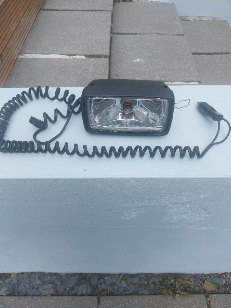 Hand held halogen lamp