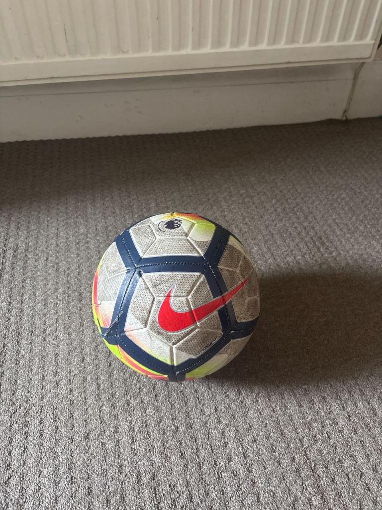 2017/18 Premier League Football