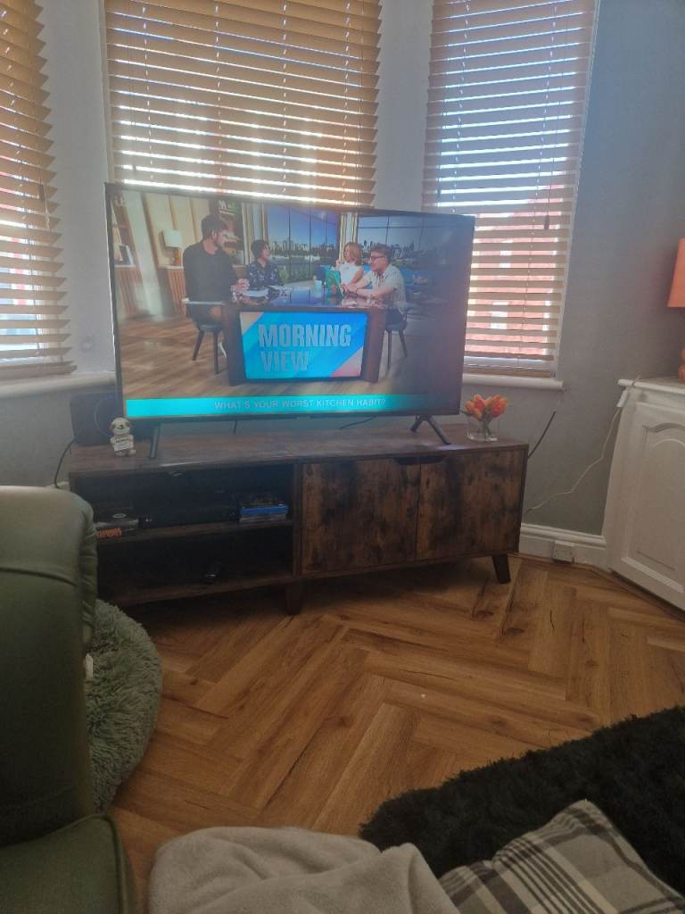 Samsung 43 inch tv 