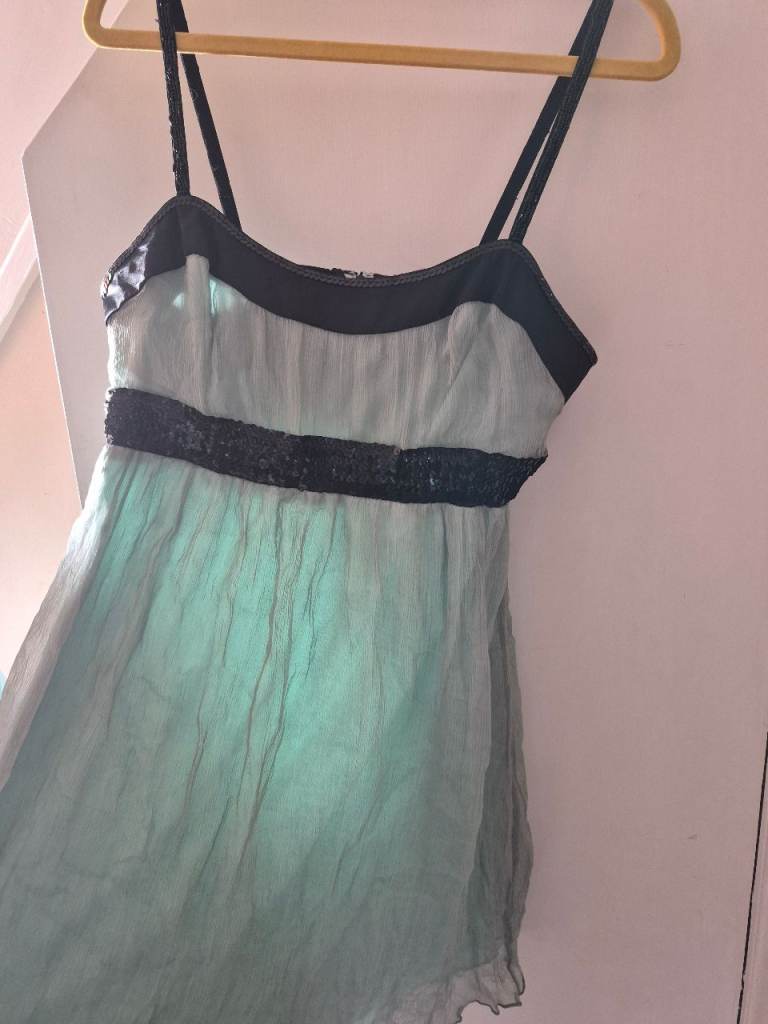 Stylish Women's Light Green & Black Summer Dress