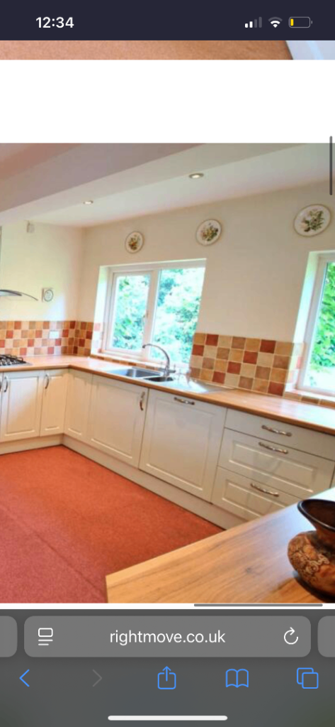 Kitchen units and appliances 