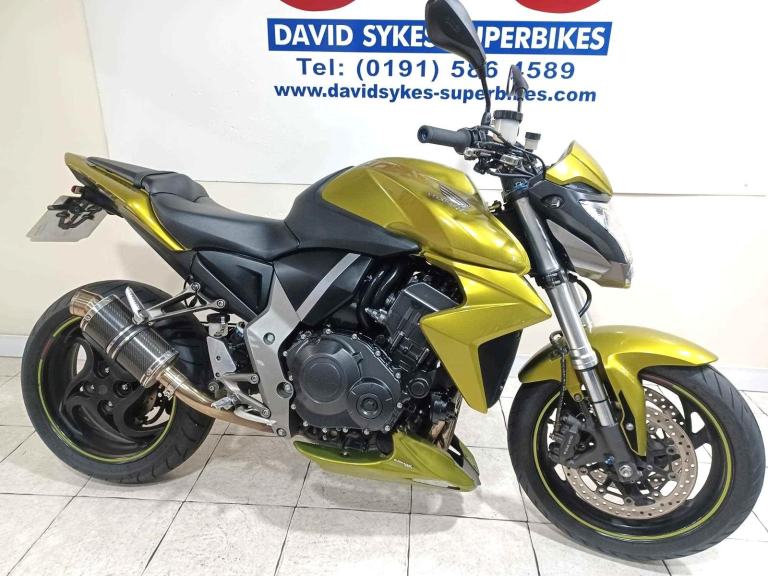 Honda CB1000-R  08-REG 31346 MILES WITH EXTRAS £4399.OTR