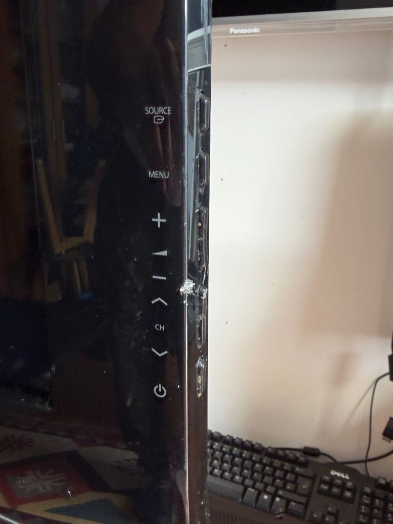 Samsung Model: LE40B530P7W

Is Not Smart and No Control so is comes as you can see
