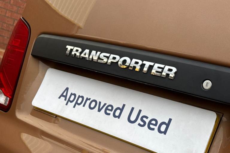 2022 Volkswagen Transporter 2.0 TDI 150 Highline Van Van DIESEL Manual