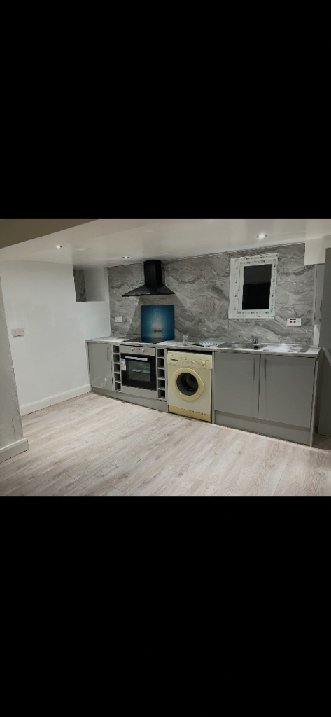 One bed flat to let Huddersfield 