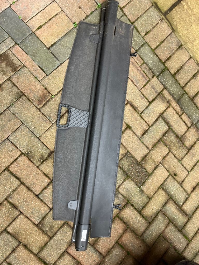 Pull out Parcel Shelf from a Vauxhall Astra estate in very good condition.