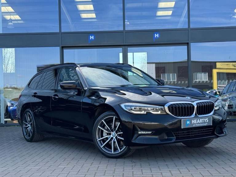 2021 BMW 3 Series 2.0 330e 12kWh Sport Pro Touring 5dr Petrol Plug-in Hybrid Auto Euro 6 (s/s EST...