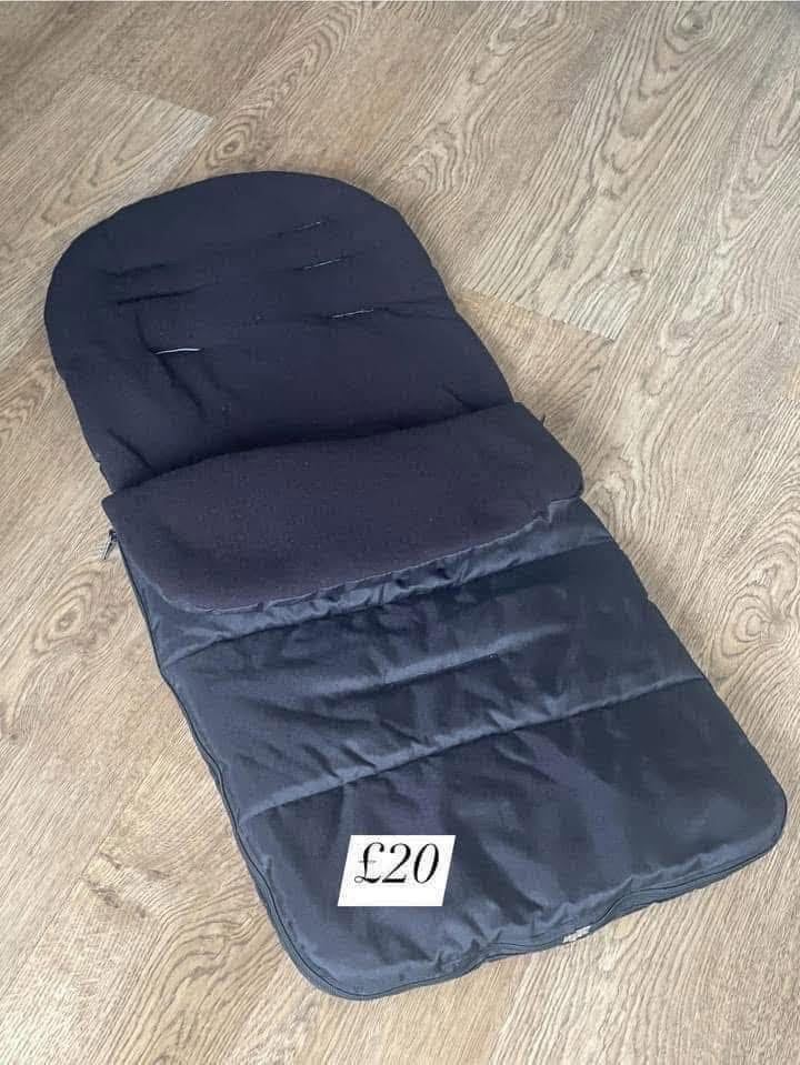 Hauck Rapid 4x plus travel system pram pushchair car seat grey set 3 in 1 to 25 kg only £125 