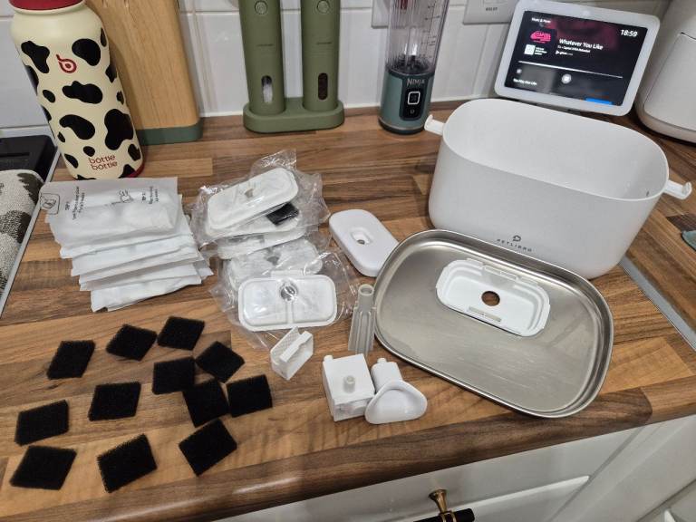 Petlibro 2.5ltr water fountain wireless