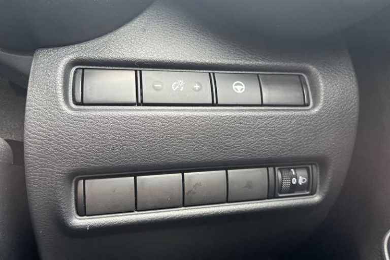 2022 Nissan Juke 1.6 HYBRID TEKNA 5DR AUTO Hatchback Hybrid Automatic