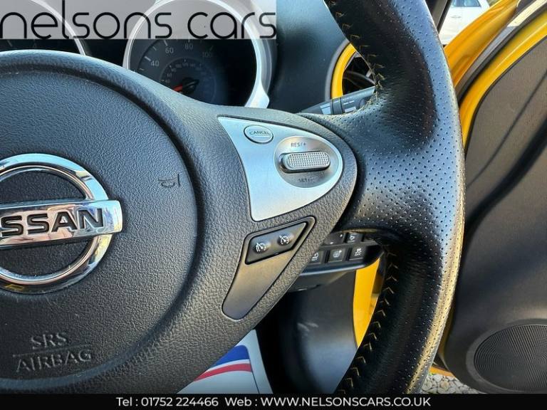 2015 Nissan Juke Tekna SUV Petrol Automatic