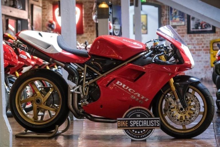 Ducati 916 955 Racing Ex- Ian Simpson Race Bike