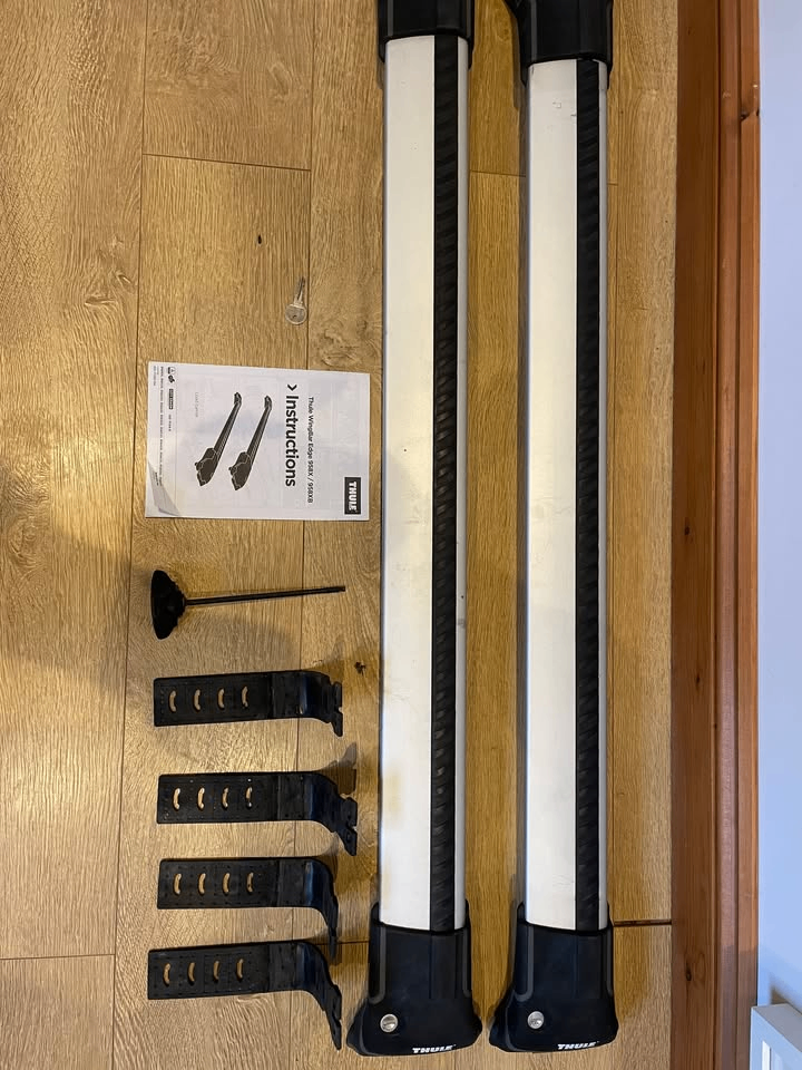 The Thule WingBar Edge 958X Roof Bars
