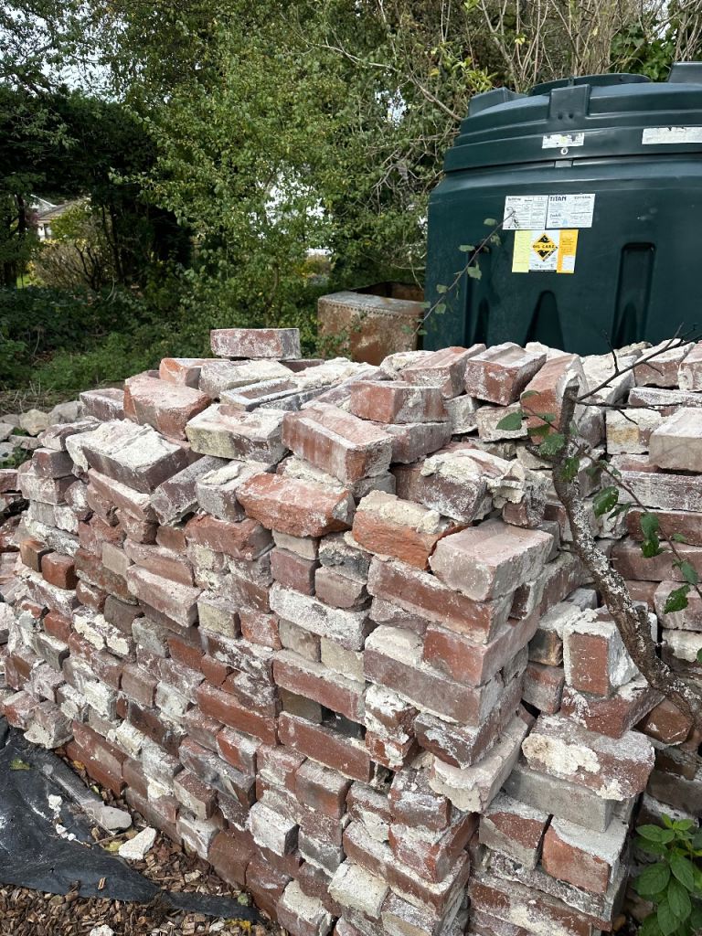 Free Bricks & hardcore 