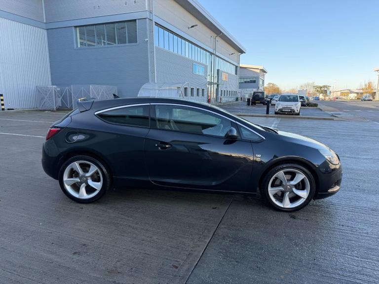 2015 Vauxhall Astra GTC 1.6T 16V 200 SRi 3dr HATCHBACK PETROL Manual