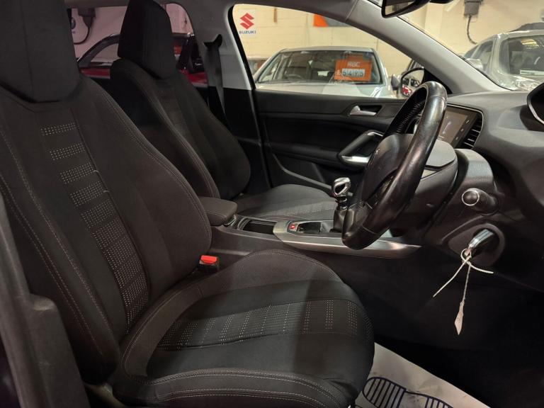 2017 Peugeot 308 1.6 BlueHDi 120 Allure 5dr ESTATE DIESEL Manual