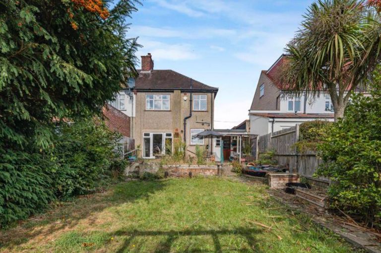 3 bedroom house for rent