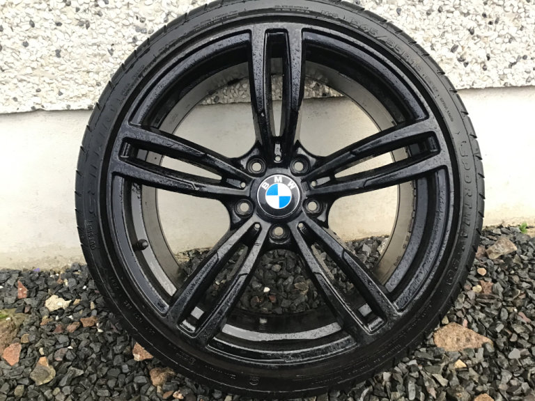 19INCH BMW 5/120 ALLOY WHEELS WITH WIDER REARS & GOOD TYRES 