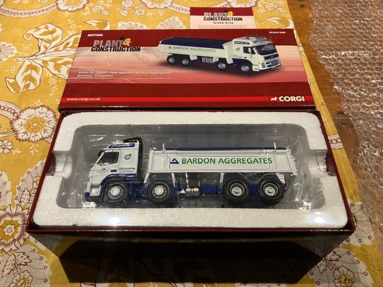 Rare Corgi CC12431 Volvo FH Tipper "Pete Harrison (Bardon Aggregates)