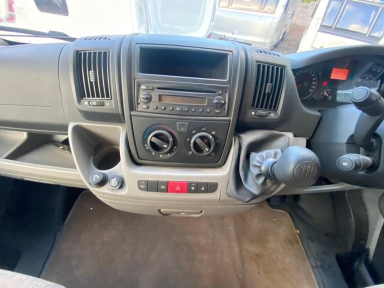 PEUGEOT BOXER AUTOCRUISE STARSTREAM - 2011 - FIXED BED - JUST 16000 MILES - VGC 