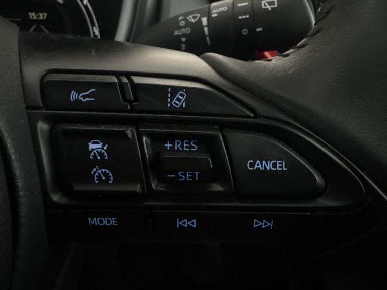 2022 Toyota Aygo X 1.0 VVT-i Edge Hatchback 5dr Petrol x-shift Euro 6 (s/s) (72 ps) - WIFI - L Ha...