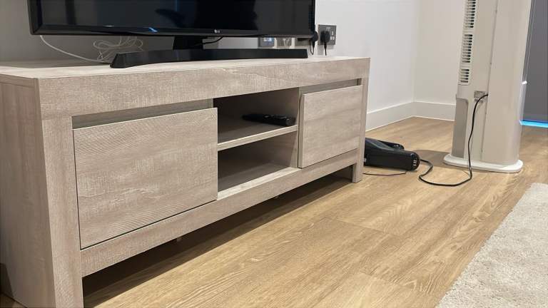 Modern Light Wood TV Unit – Good Condition