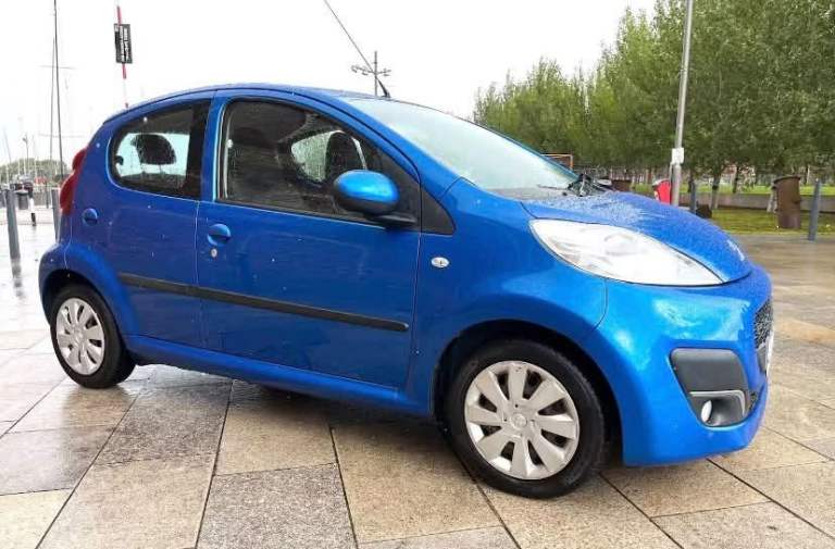 Peugeot, 107, Hatchback, 2013, Manual, 998 (cc), 5 doors