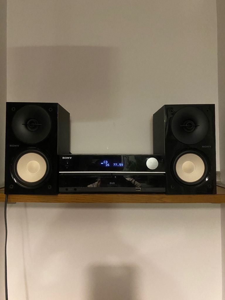 Sony Compact Hi-Fi Stereo System with Speakers