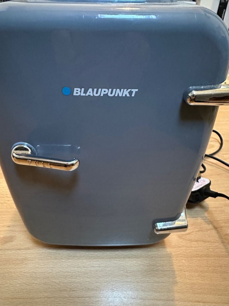 Blaupunkt mini fridge 4L